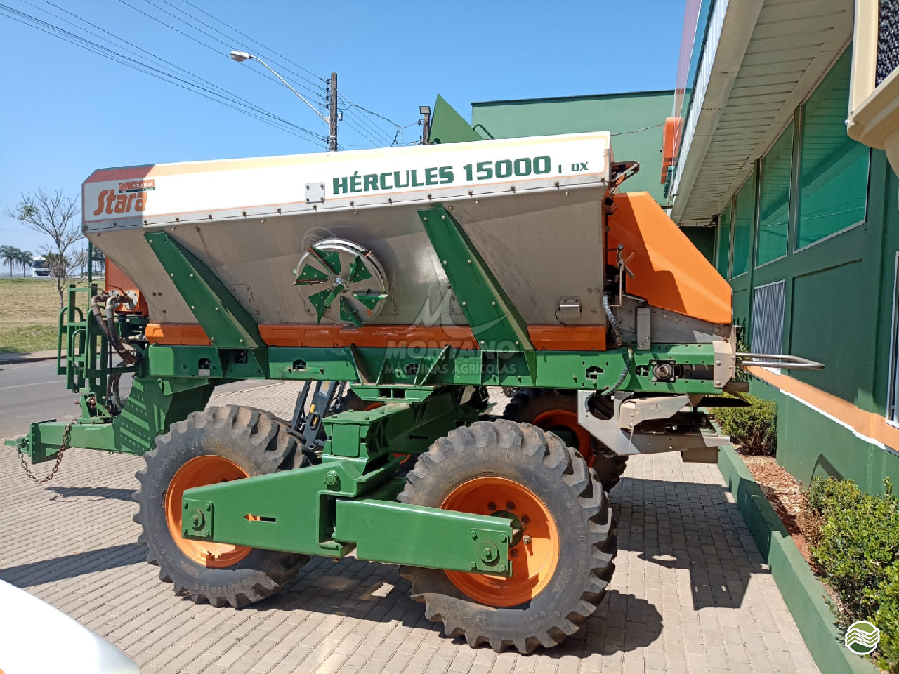 DISTRIBUIDOR AUTOPROPELIDO STARA HERCULES 6.0 Montano Máquinas Agrícolas LAGOA VERMELHA RIO GRANDE DO SUL RS