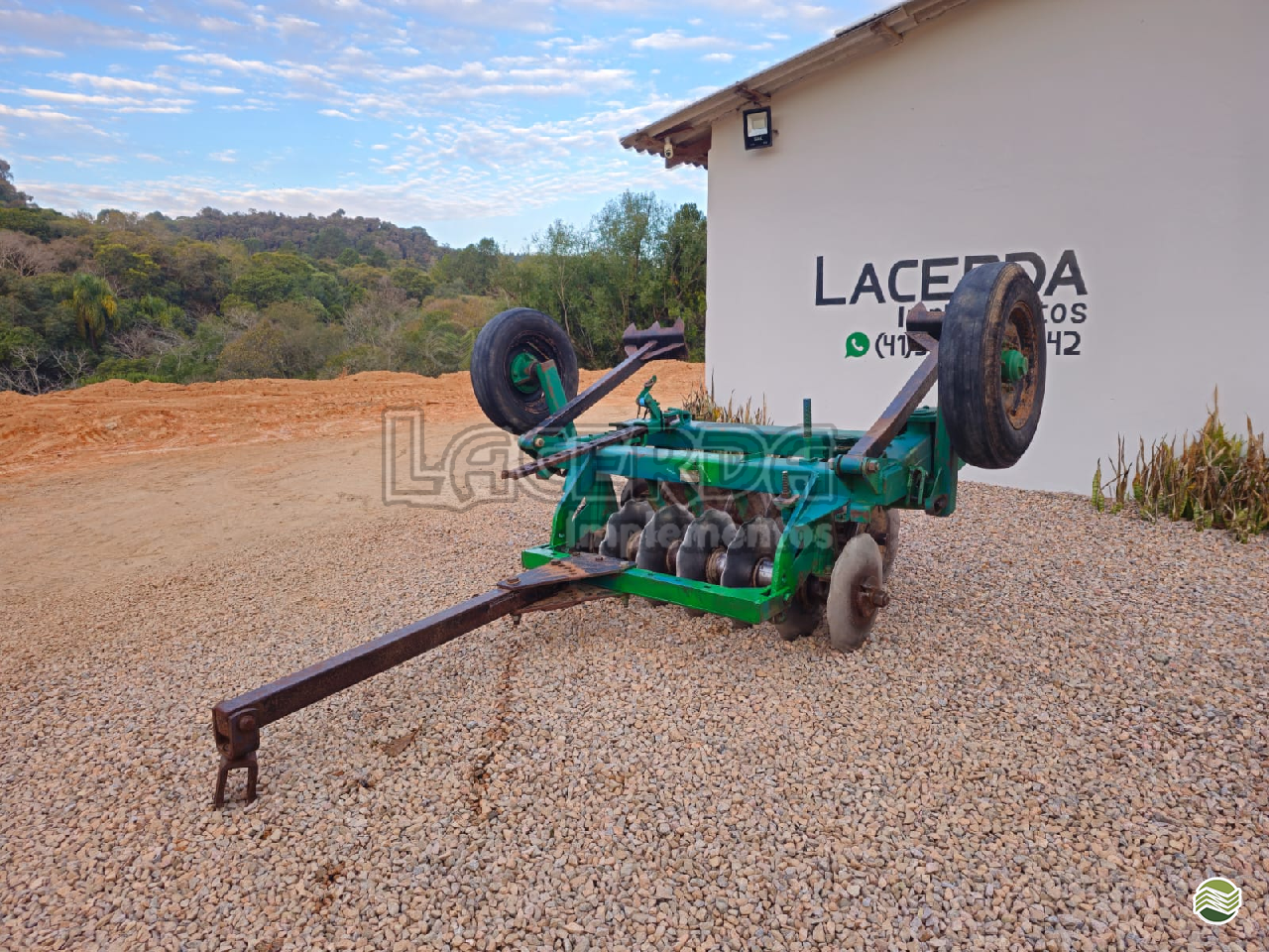 IMPLEMENTOS AGRICOLAS GRADE ARADORA ARADORA 14 DISCOS Lacerda Implementos QUITANDINHA PARANÁ PR