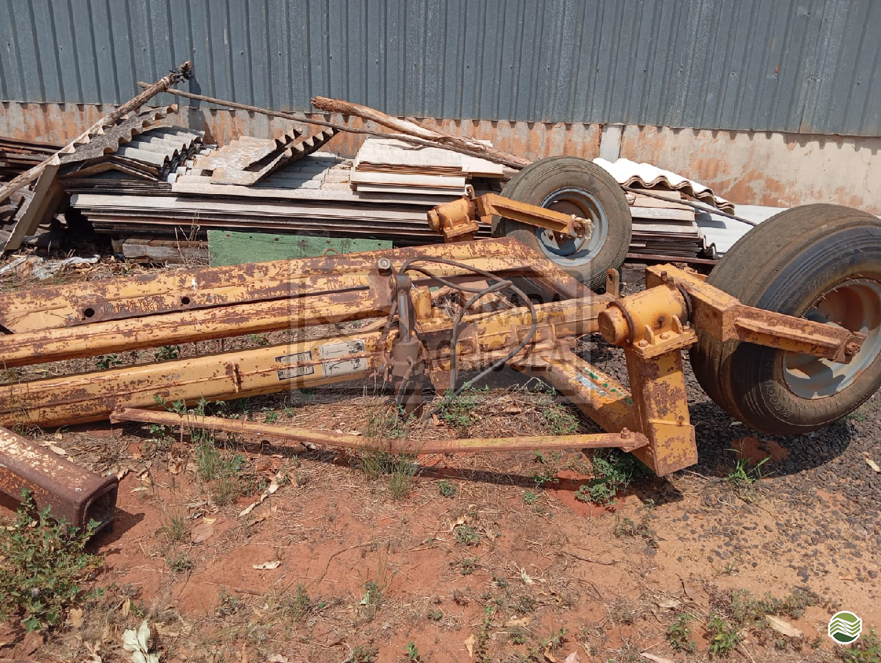 IMPLEMENTOS AGRICOLAS GUINCHO GUINCHO 1000 Kg Queixada Agrícola ITARUMA GOIAS GO