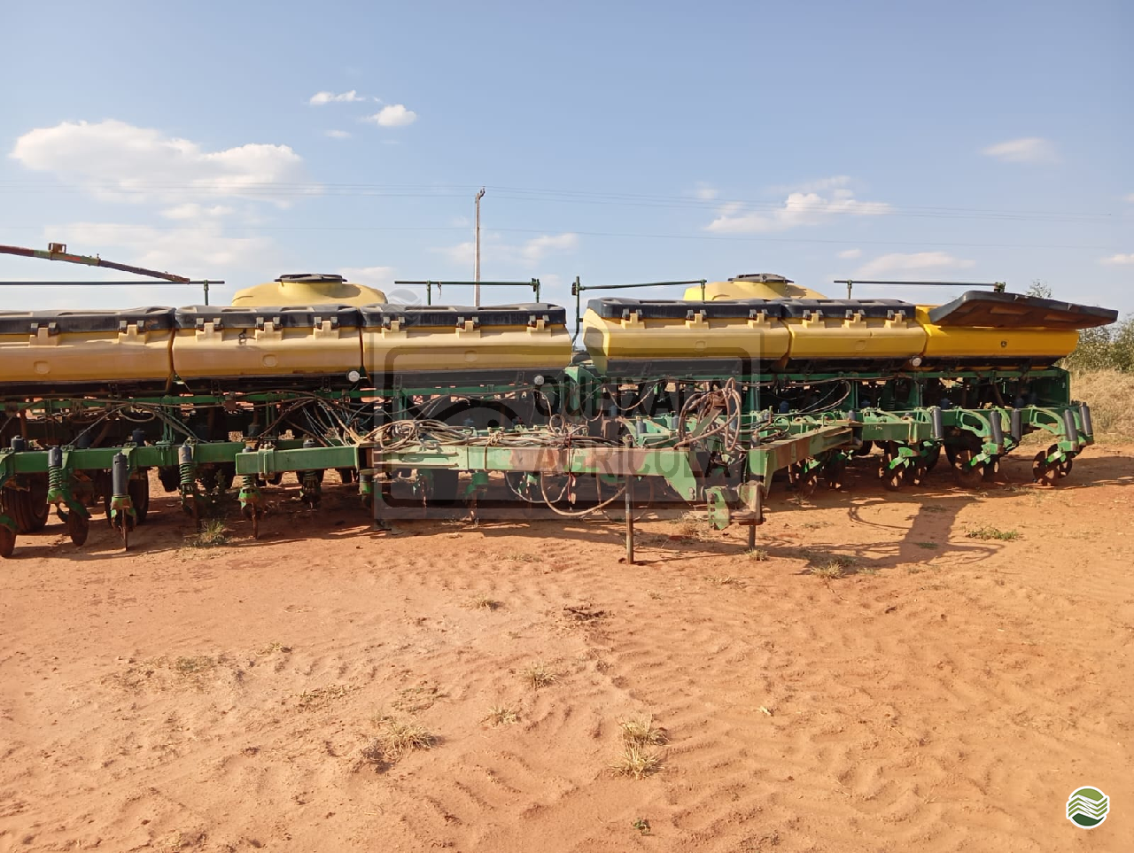 PLANTADEIRA JOHN DEERE PLANTADEIRAS 2130 Queixada Agrícola ITARUMA GOIAS GO