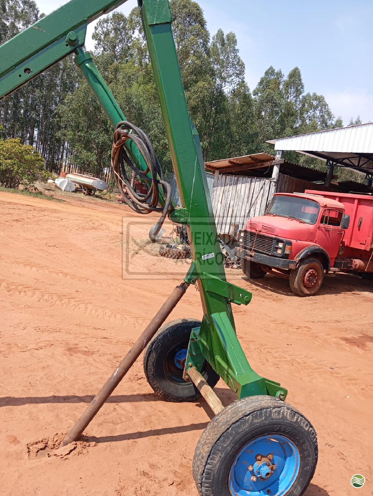 IMPLEMENTOS AGRICOLAS GUINCHO GUINCHO 1000 Kg Queixada Agrícola ITARUMA GOIAS GO