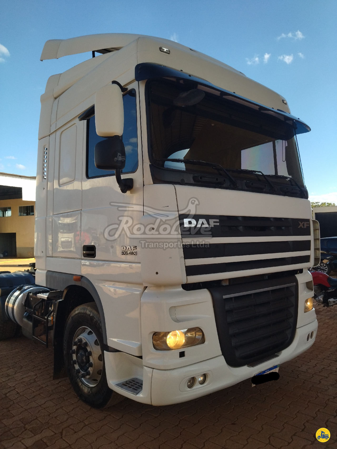 CAMINHAO DAF DAF XF105 460 Cavalo Mecânico Truck 6x2  Rodoleve Transportes LUZIANIA GOIAS GO