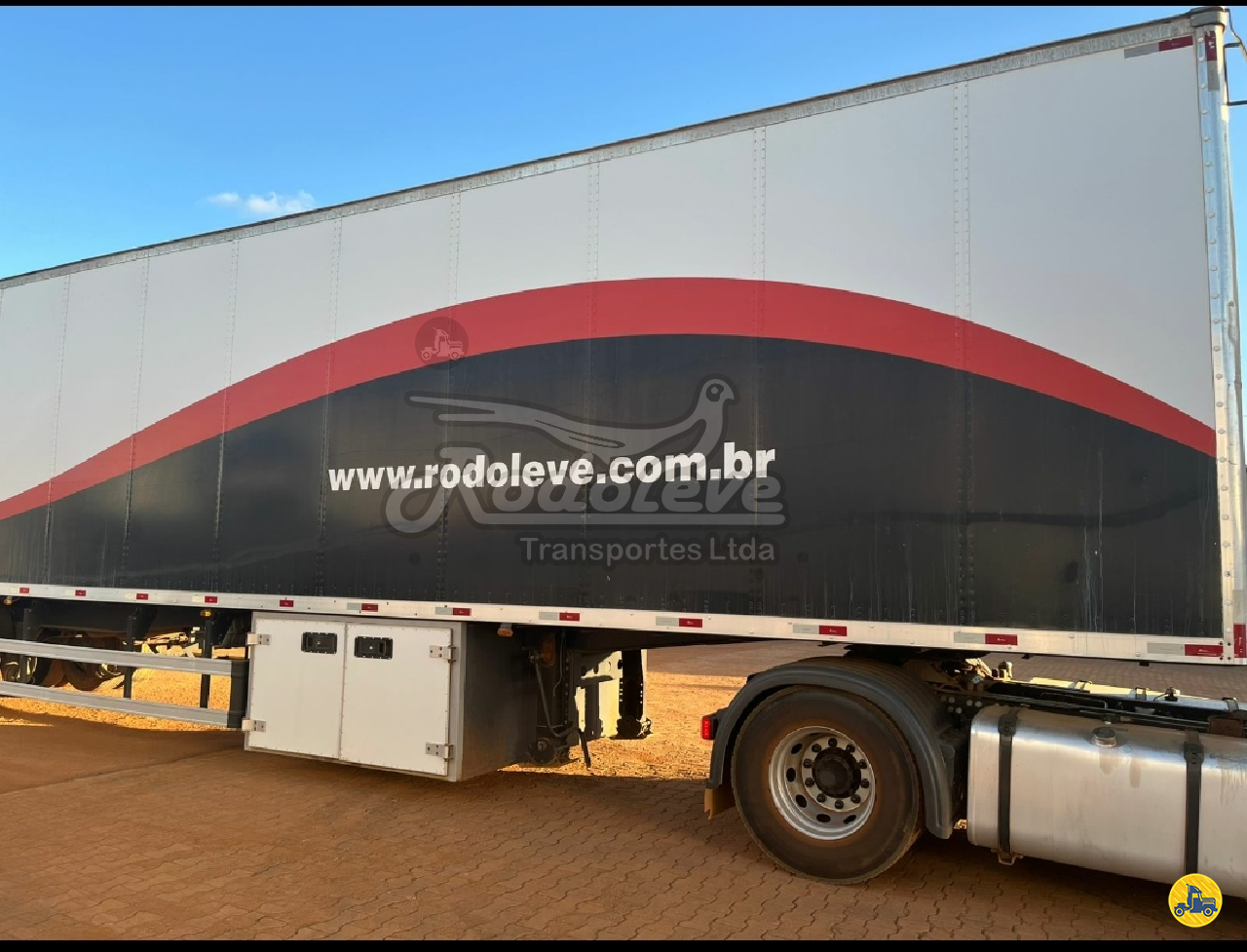 CARRETA SEMI-REBOQUE BAU FURGÃO  Rodoleve Transportes LUZIANIA GOIAS GO