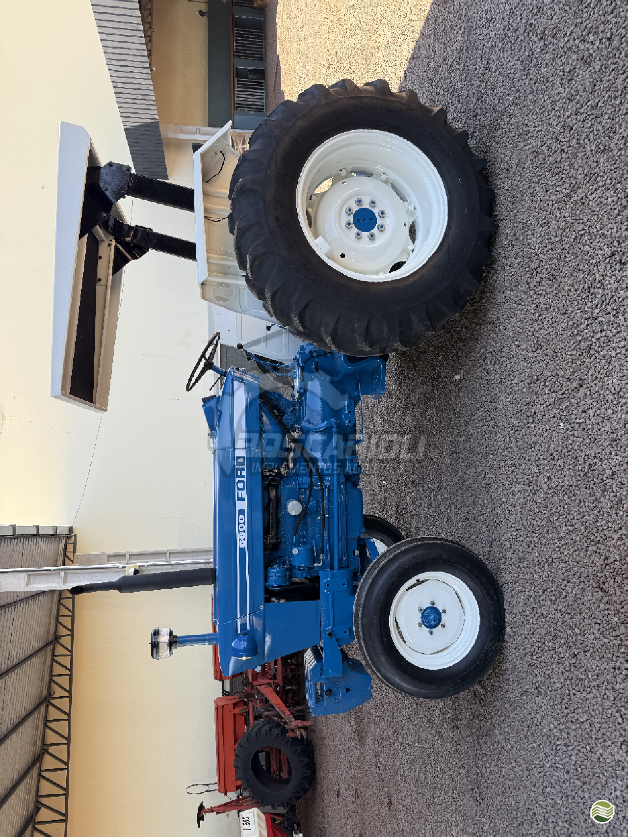 TRATOR FORD FORD 6600 Tração 4x2 Boscarioli Implementos GUAIRA PARANÁ PR