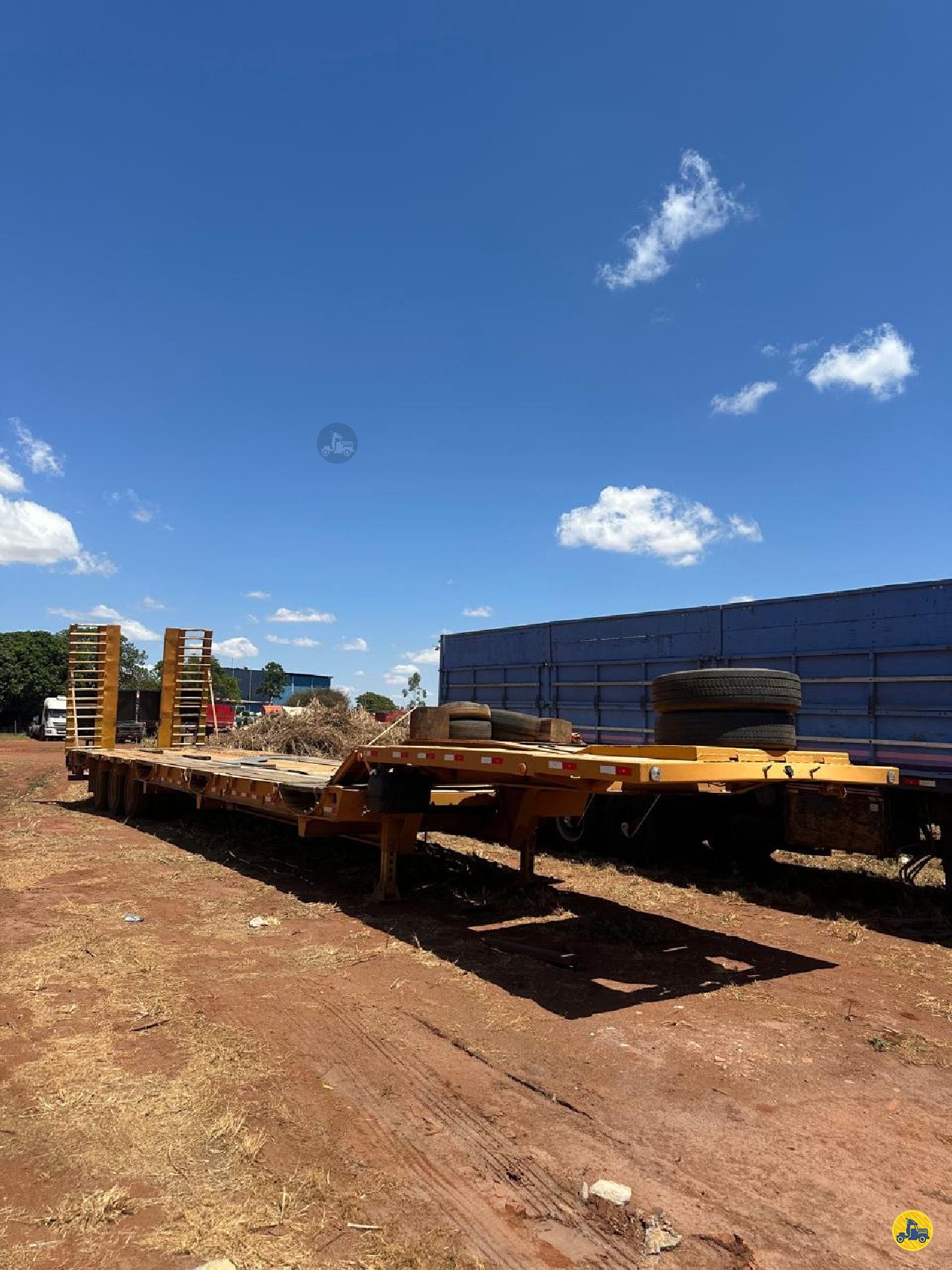 CARRETA SEMI-REBOQUE PRANCHA Reta Santa Edwiges Transportes UBERABA MINAS GERAIS MG