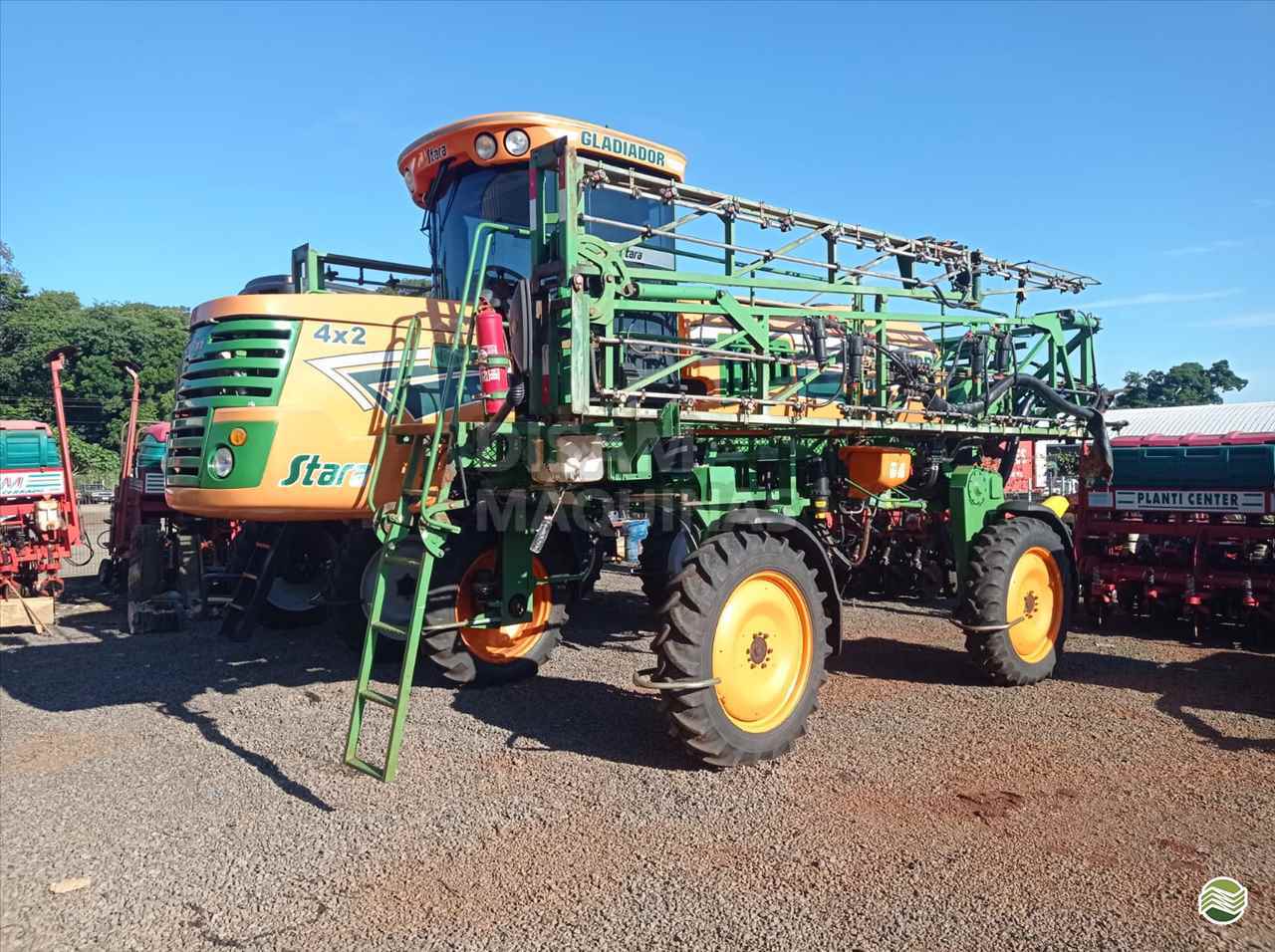 PULVERIZADOR STARA GLADIADOR 2300 Tração 4x2 Disam Máquinas - Stara MEDIANEIRA PARANÁ PR