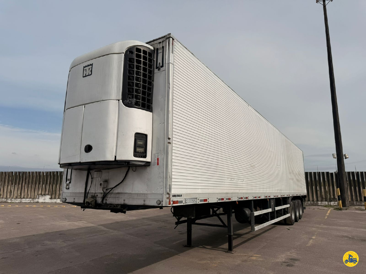 CARRETA SEMI-REBOQUE FRIGORIFICO Vendendo Transportes VILA VELHA ESPÍRITO SANTO ES