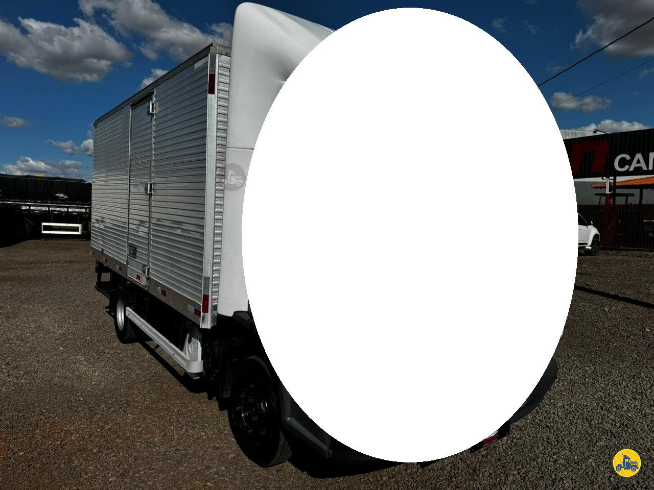 CARROCERIA SOBRE CHASSI  CAMINHAO 3/4 BAU FURGAO Furlan Carrocerias e Implementos  UMUARAMA PARANÁ PR