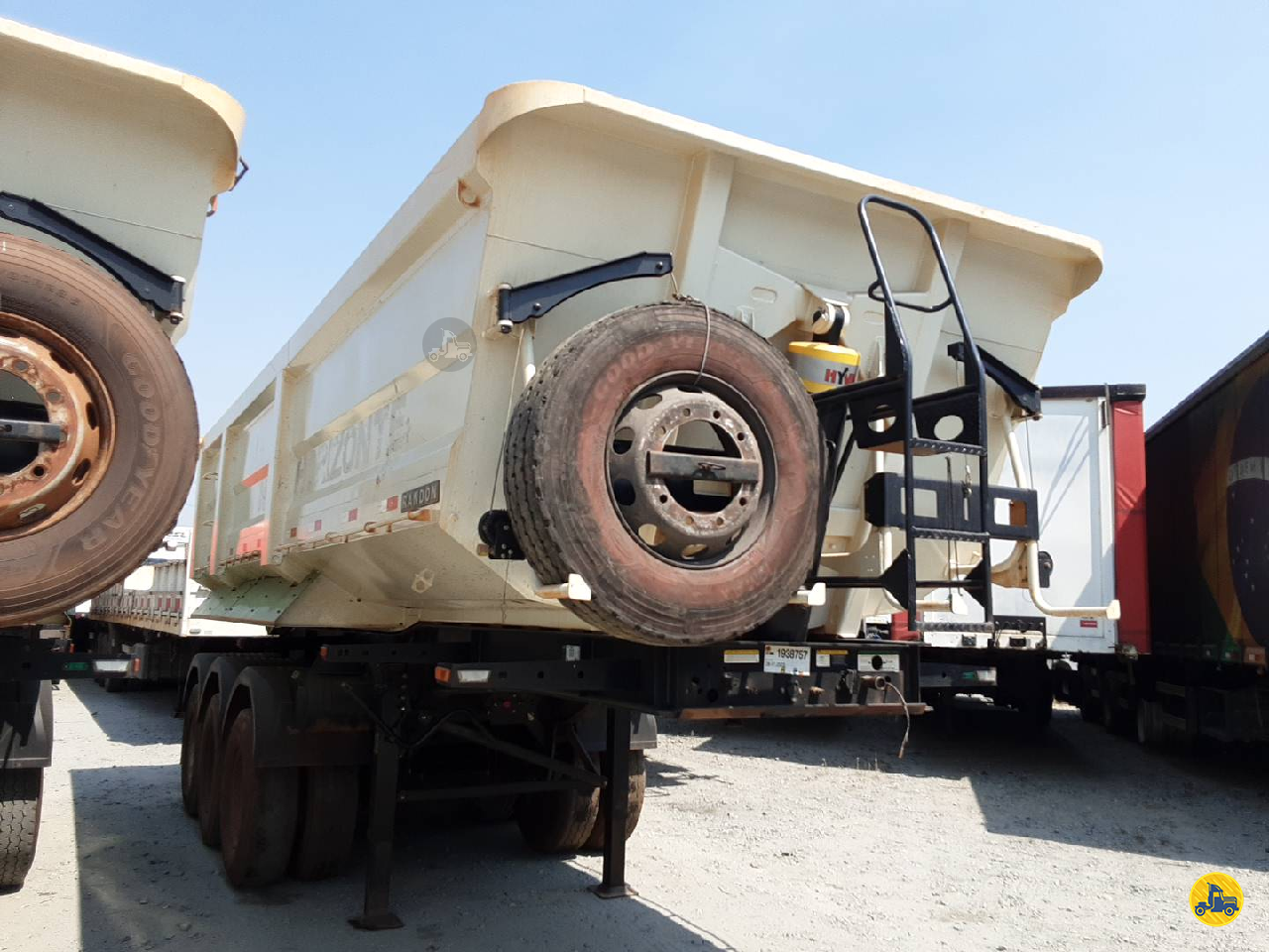 CARRETA SEMI-REBOQUE BASCULANTE Vale do Cai Implementos Rodoviários - Truckvan SAO SEBASTIAO DO CAI RIO GRANDE DO SUL RS
