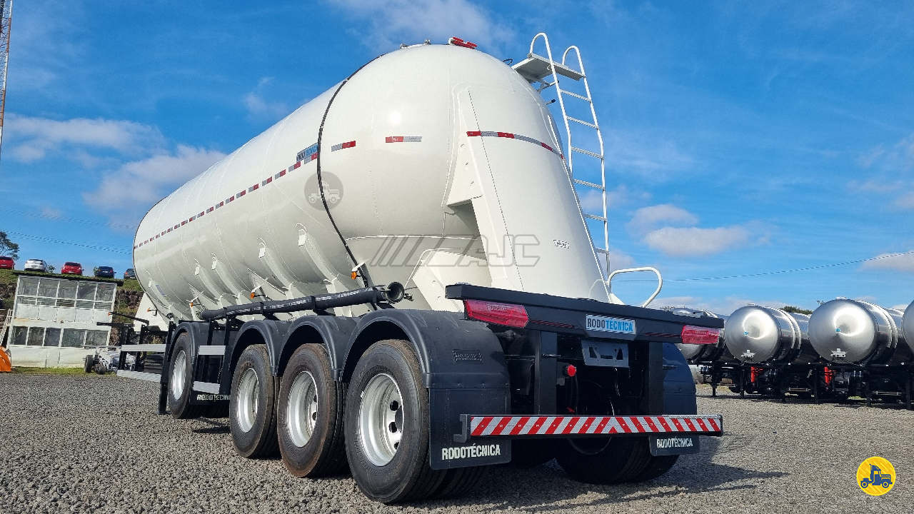 CARRETA SEMI-REBOQUE SILO AJC Implementos Rodoviários ( Rodotecnica 5558 / Manos 1315) CAXIAS DO SUL RIO GRANDE DO SUL RS
