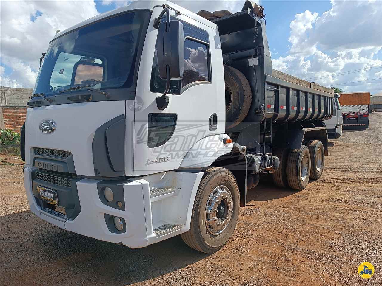 CAMINHAO FORD CARGO 2428 Caçamba Basculante Cavalo 6x2 Tadeu Caminhões  ANAPOLIS GOIAS GO