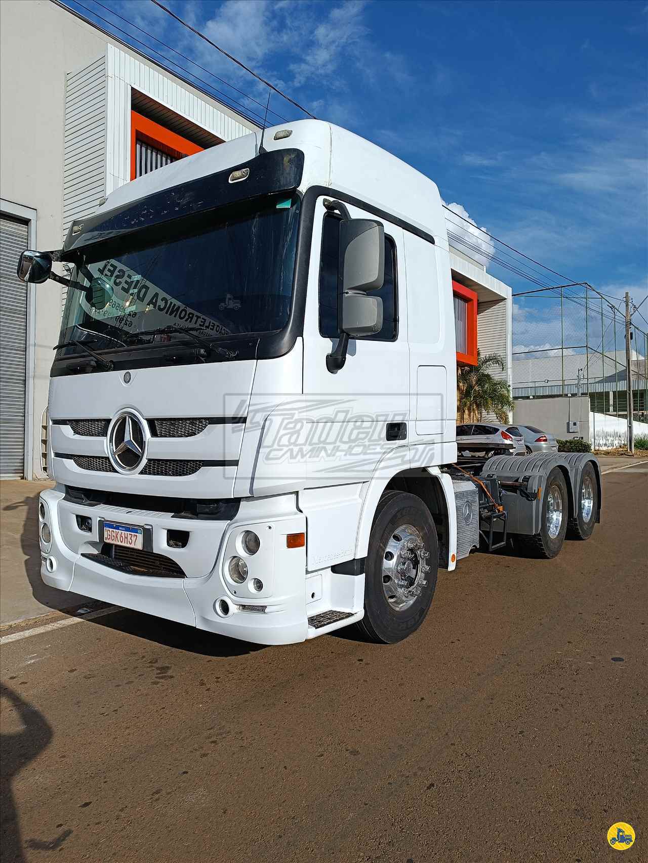 CAMINHAO MERCEDES-BENZ MB 2651 Cavalo Mecânico Cavalo 6x4 Tadeu Caminhões  ANAPOLIS GOIAS GO