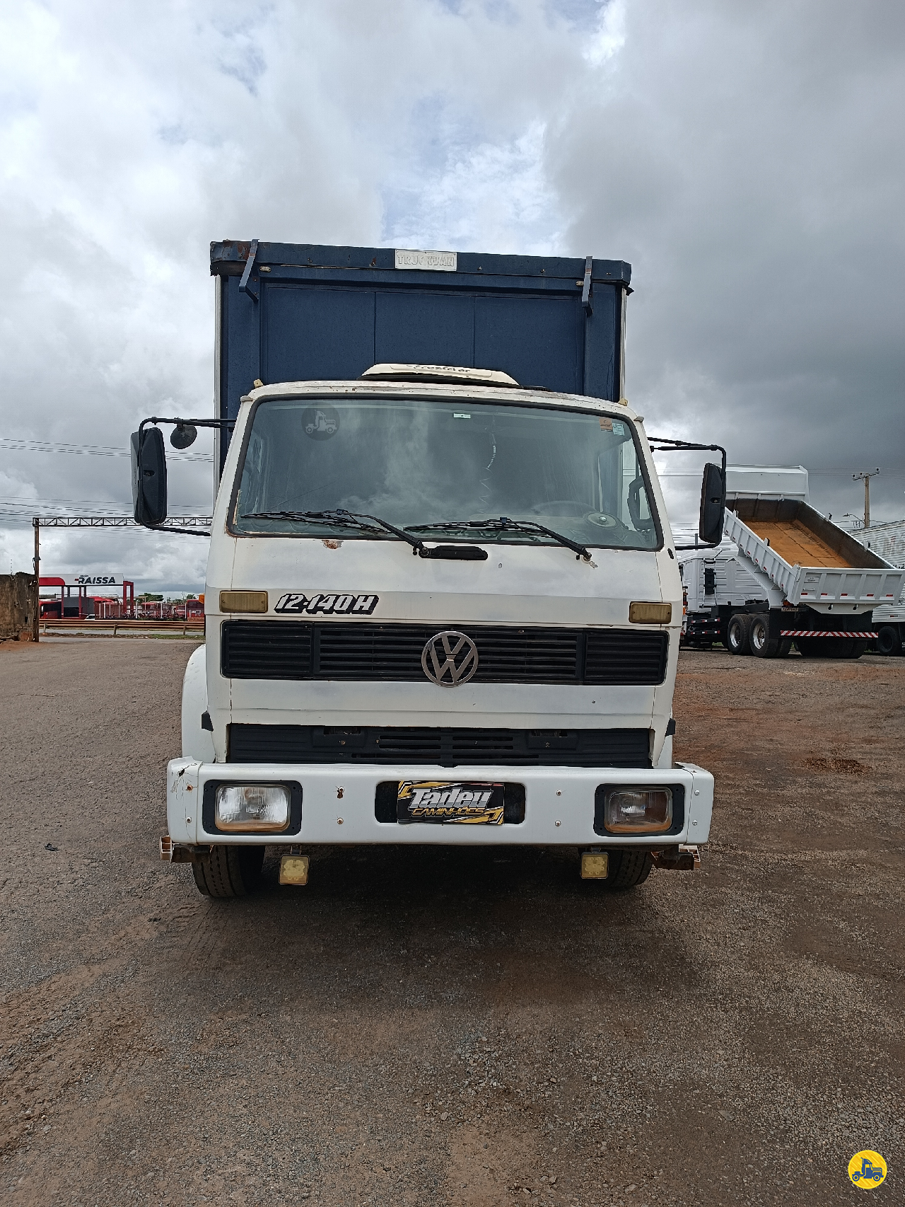 CAMINHAO VOLKSWAGEN VW 12140 Baú Sider Toco 4x2 Tadeu Caminhões  ANAPOLIS GOIAS GO