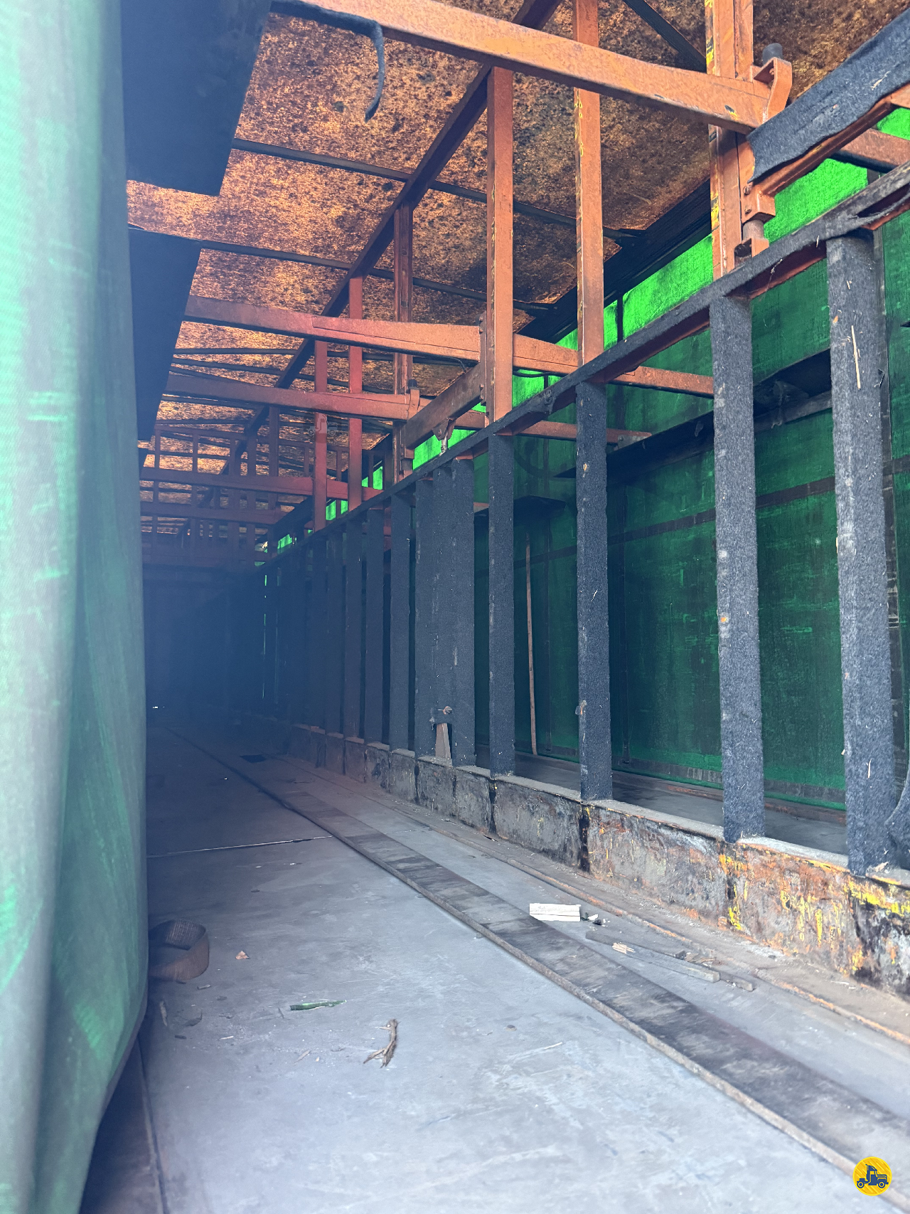 CARRETA SEMI-REBOQUE BAU BEBIDAS TransMasi Transportes ICARA SANTA CATARINA SC