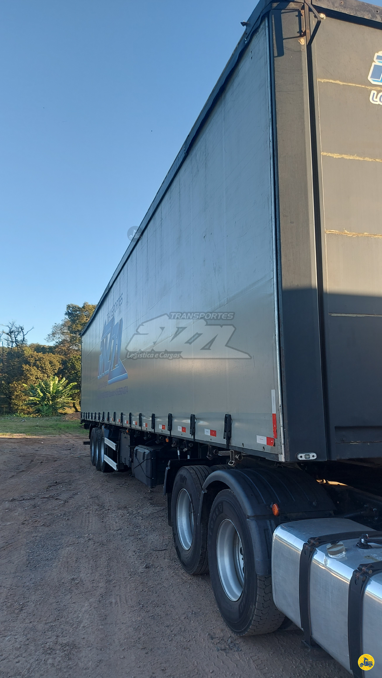 CARRETA SEMI-REBOQUE BAU SIDER Reta Transportes Rizzi IRANI SANTA CATARINA SC