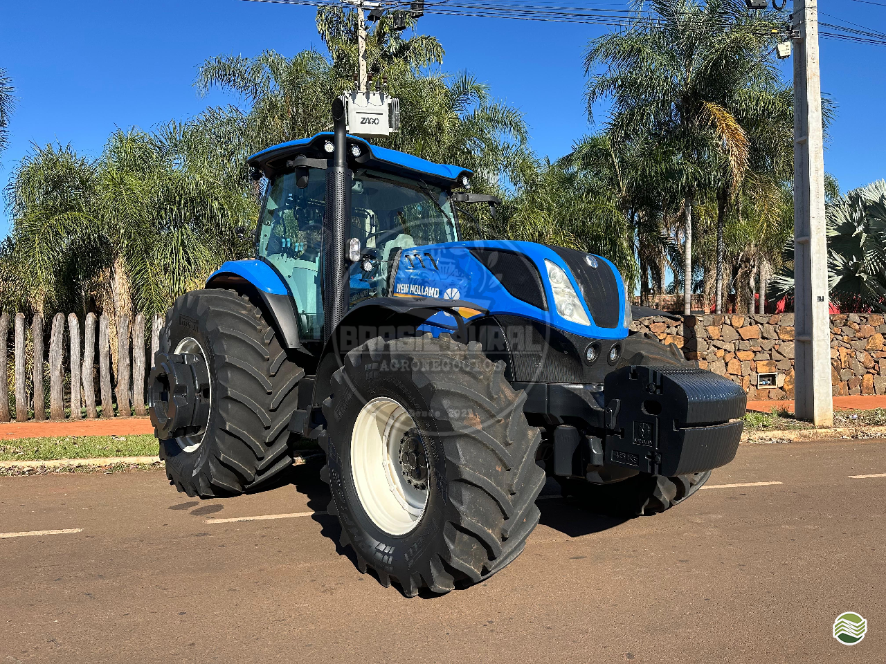 TRATOR NEW HOLLAND NEW T7 240 Tração 4x4 Brasil Rural - Agronegócios CAMPINA DA LAGOA PARANÁ PR