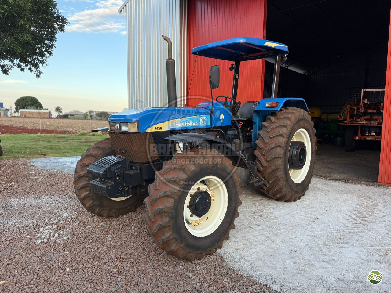 TRATOR NEW HOLLAND NEW 7630 Tração 4x4 Brasil Rural - Agronegócios CAMPINA DA LAGOA PARANÁ PR