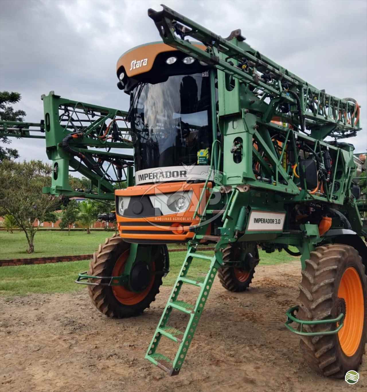 PULVERIZADOR STARA IMPERADOR 3.0 Tração 4x4 Máquinas Agrícolas Pitanga PITANGA PARANÁ PR