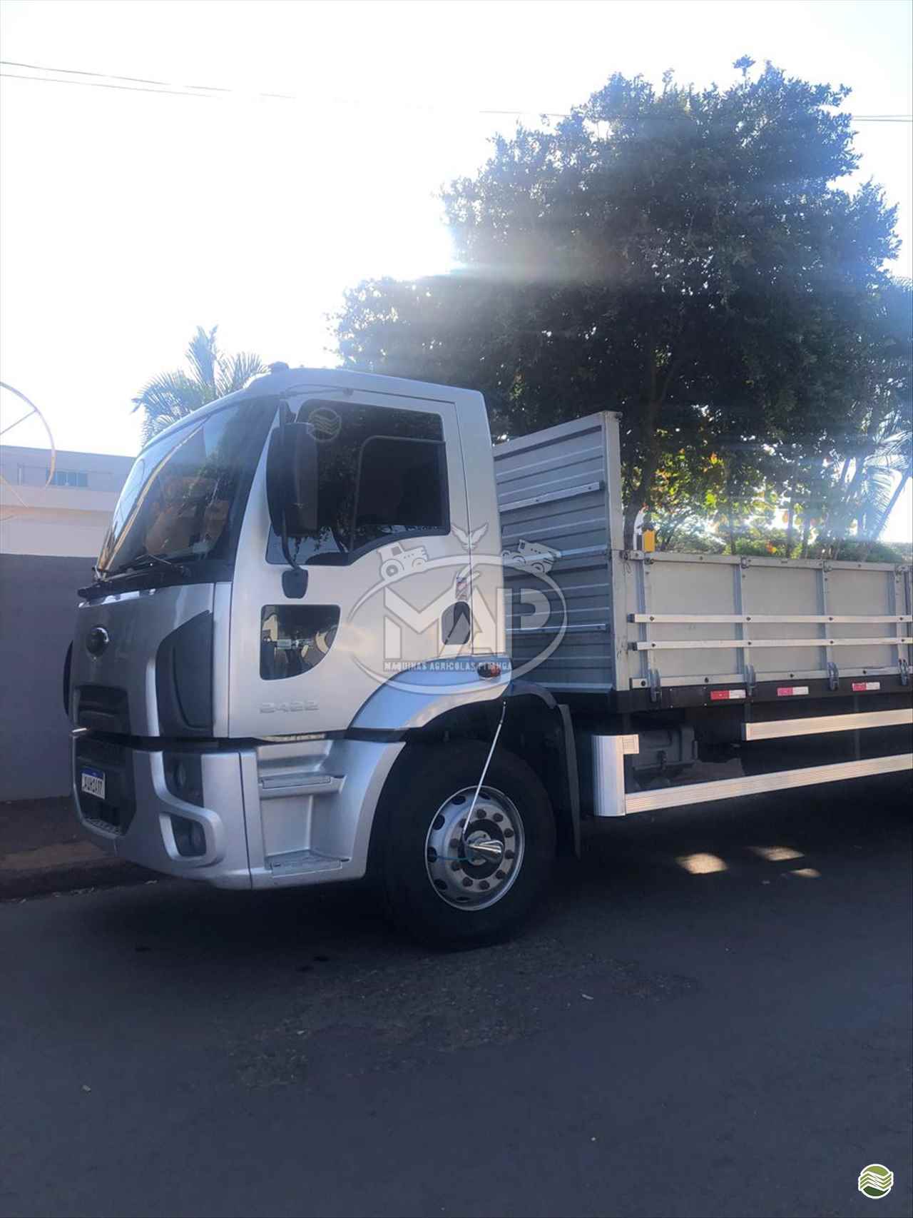 CAMINHAO FORD CARGO 2422 Graneleiro Toco 4x2 Máquinas Agrícolas Pitanga PITANGA PARANÁ PR