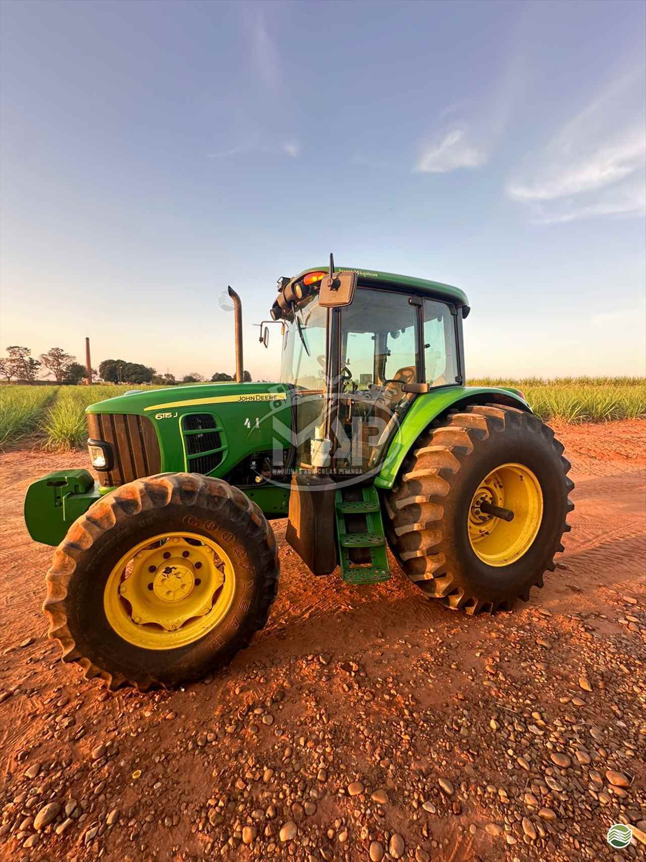 TRATOR JOHN DEERE JOHN DEERE 6115J Tração 4x4 Máquinas Agrícolas Pitanga PITANGA PARANÁ PR