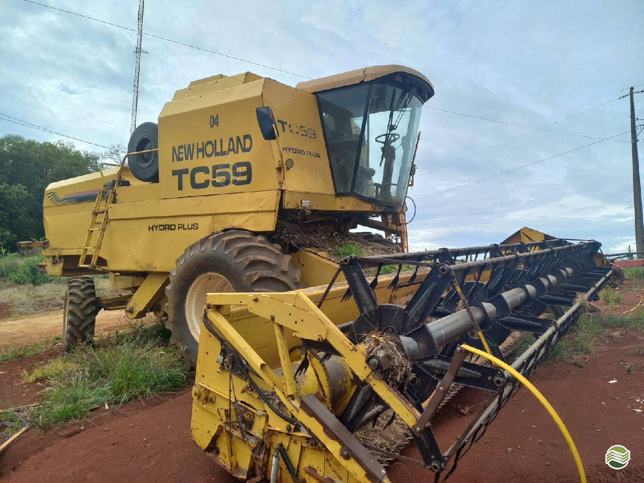 COLHEITADEIRA NEW HOLLAND TC 59 Máquinas Agrícolas Pitanga PITANGA PARANÁ PR