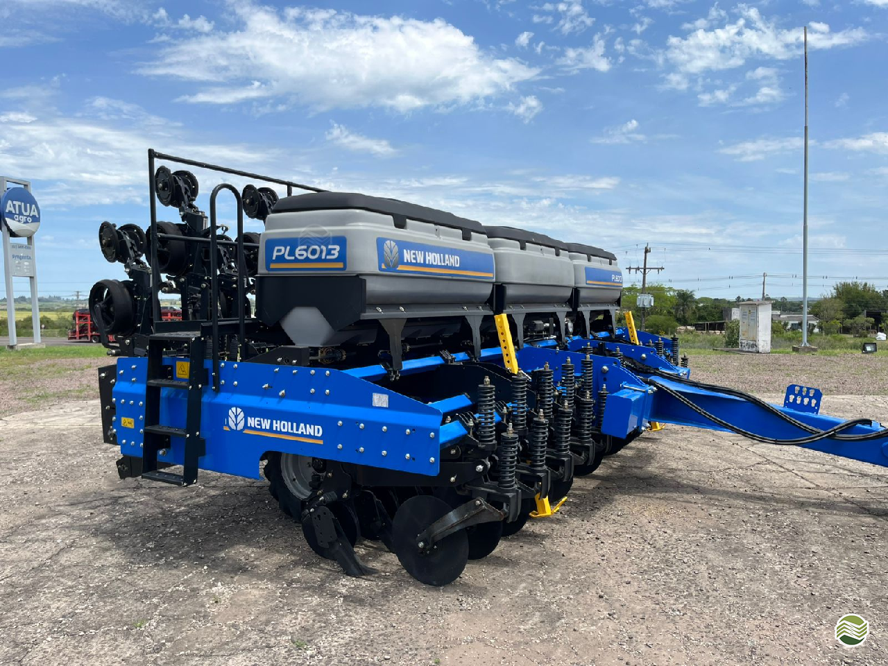 PLANTADEIRA NEW HOLLAND PL 6013 Máquinas Agrícolas Pitanga PITANGA PARANÁ PR