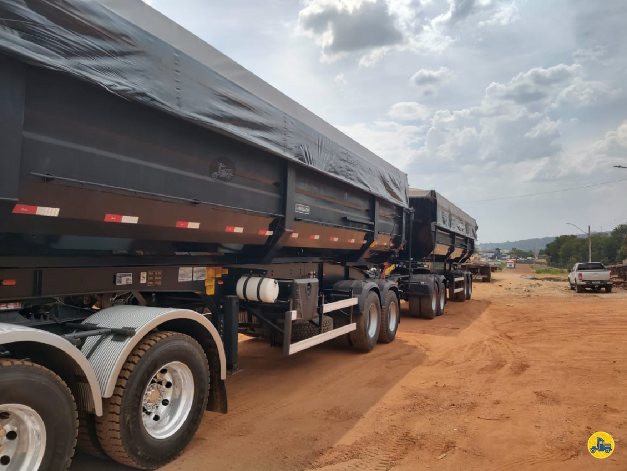 CARRETA RODOTREM BASCULANTE Comelli Caminhões RIO VERDE GOIAS GO