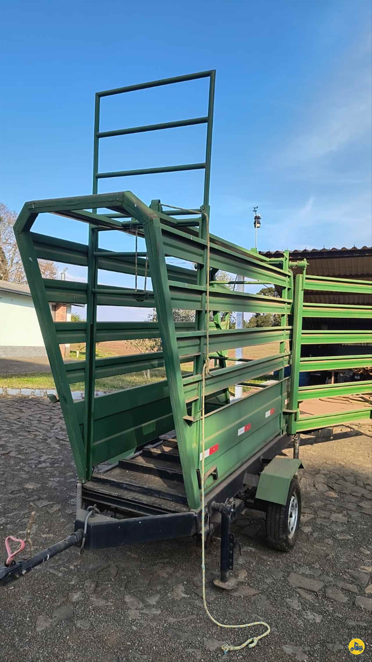 IMPLEMENTOS AGRICOLAS CARRETA AGRÍCOLA CARRETA BOIADEIRO Faccin Logística  GUARAPUAVA PARANÁ PR