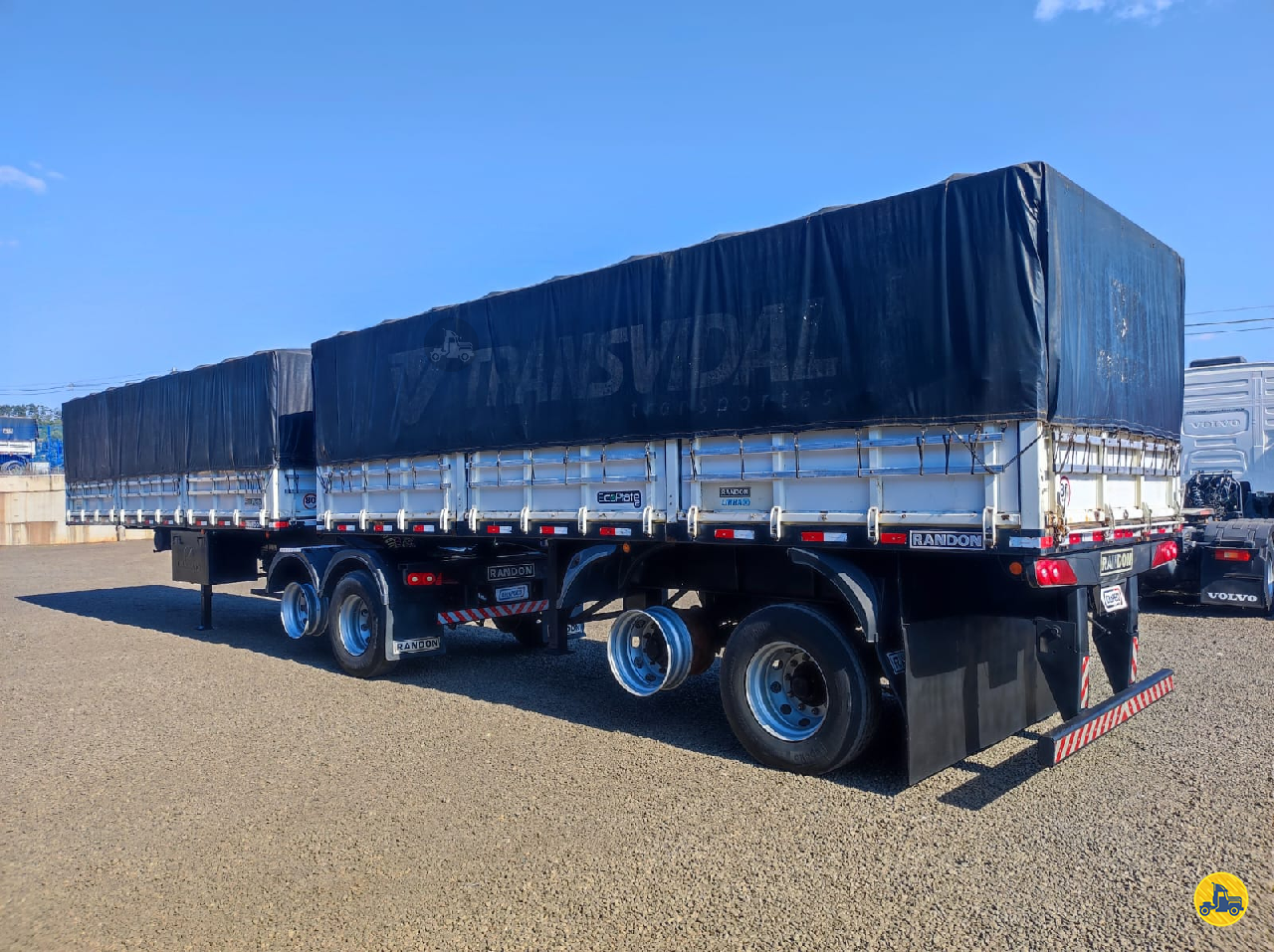 CARRETA BITREM GRANELEIRO Chapecó Caminhões CORDILHEIRA ALTA SANTA CATARINA SC