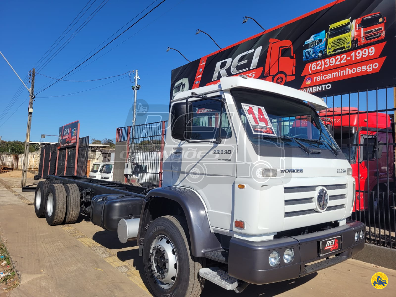 CAMINHAO VOLKSWAGEN VW 23230 Chassis Truck 6x2 Rei Caminhões GOIANIA GOIAS GO