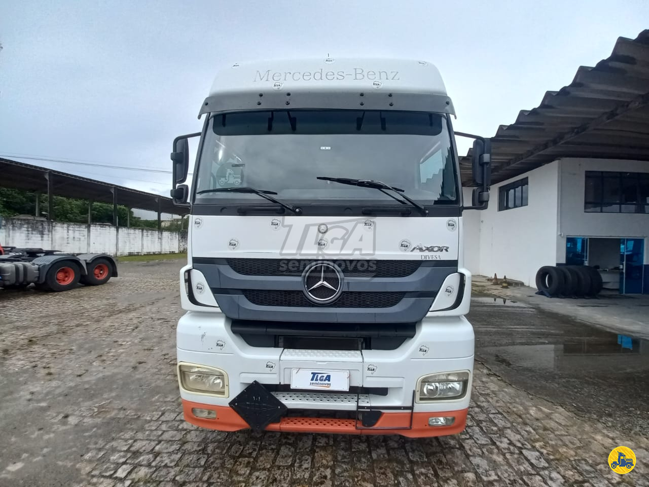 CAMINHAO MERCEDES-BENZ MB 2536 Cavalo Mecânico Cavalo 6x2 TLGA Seminovos QUATRO BARRAS PARANÁ PR