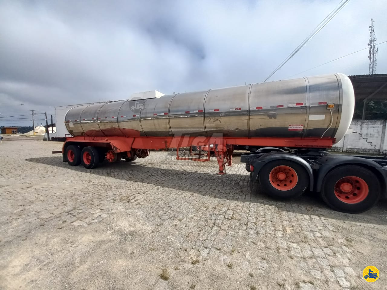 CARRETA SEMI-REBOQUE TANQUE ALUMINIO TLGA Seminovos QUATRO BARRAS PARANÁ PR