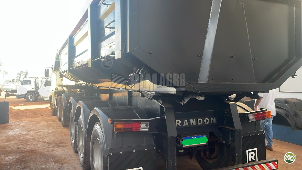 CARRETA SEMI-REBOQUE BASCULANTE BLM Agro PINDORAMA SÃO PAULO SP