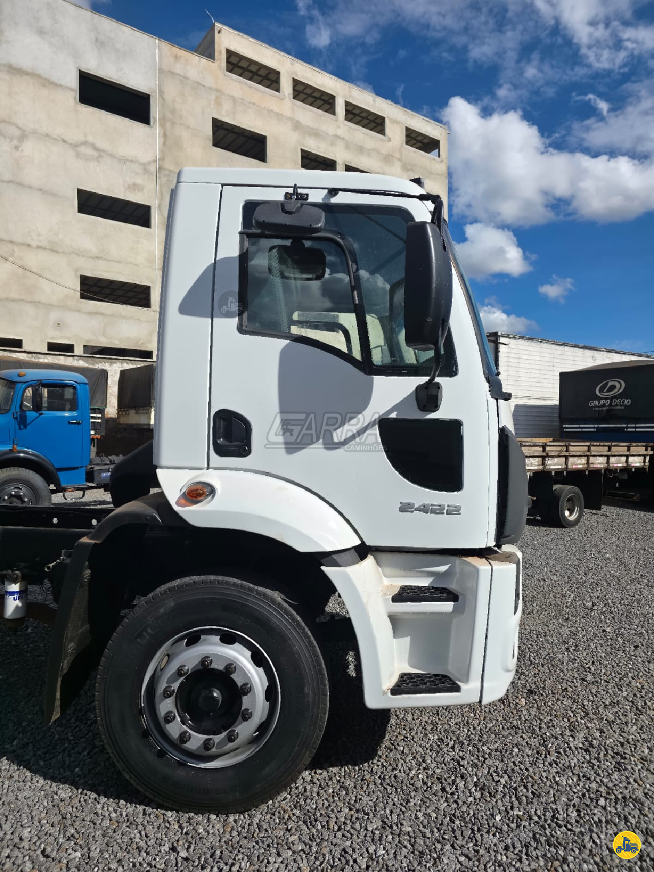 CAMINHAO FORD CARGO 2422 Chassis Truck 6x2 Garra Caminhões - Goiânia GOIANIA GOIAS GO
