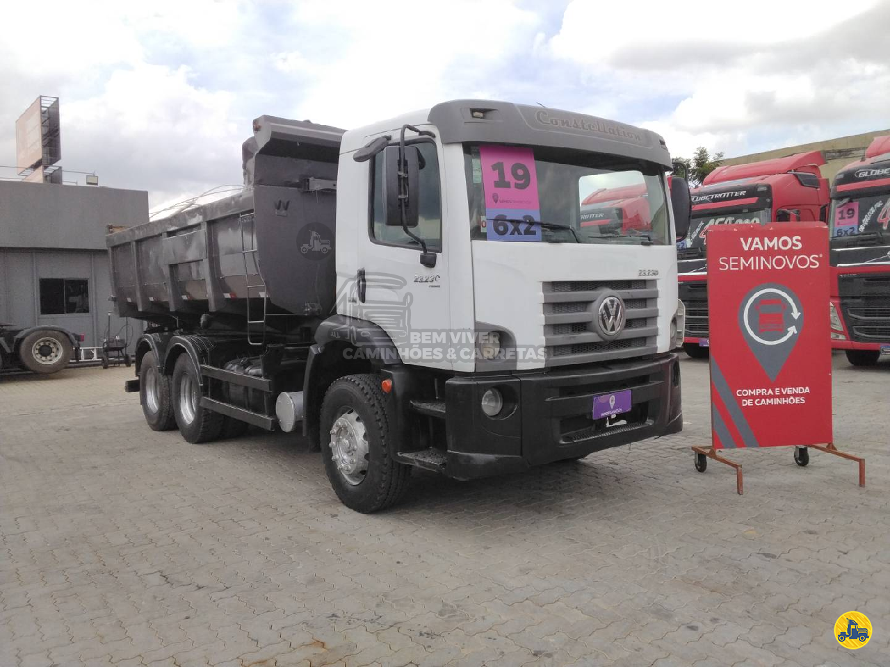CAMINHAO VOLKSWAGEN VW 23230 Caçamba Basculante Truck 6x2 Bem Viver Caminhões e Carretas VITORIA ESPÍRITO SANTO ES