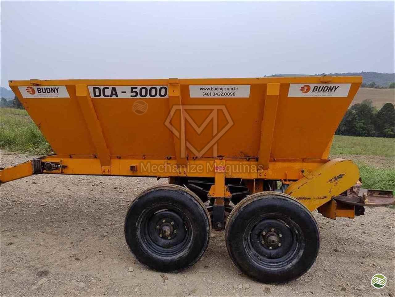IMPLEMENTOS AGRICOLAS DISTRIBUIDOR CALCÁRIO 5000 Kg Mechanize Máquinas CURITIBA PARANÁ PR