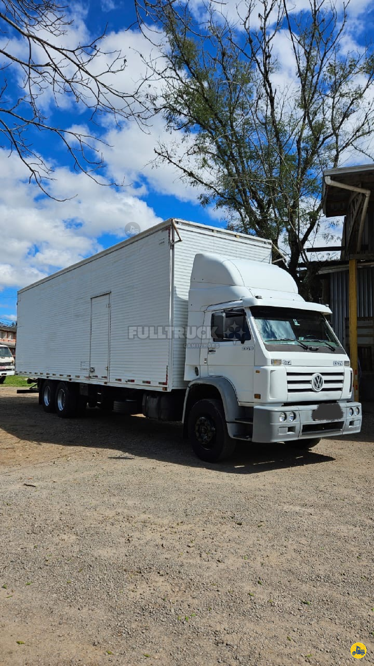 CAMINHAO VOLKSWAGEN VW 23210 Baú Furgão Truck 6x2 FullTruck Caminhões PASSO FUNDO RIO GRANDE DO SUL RS