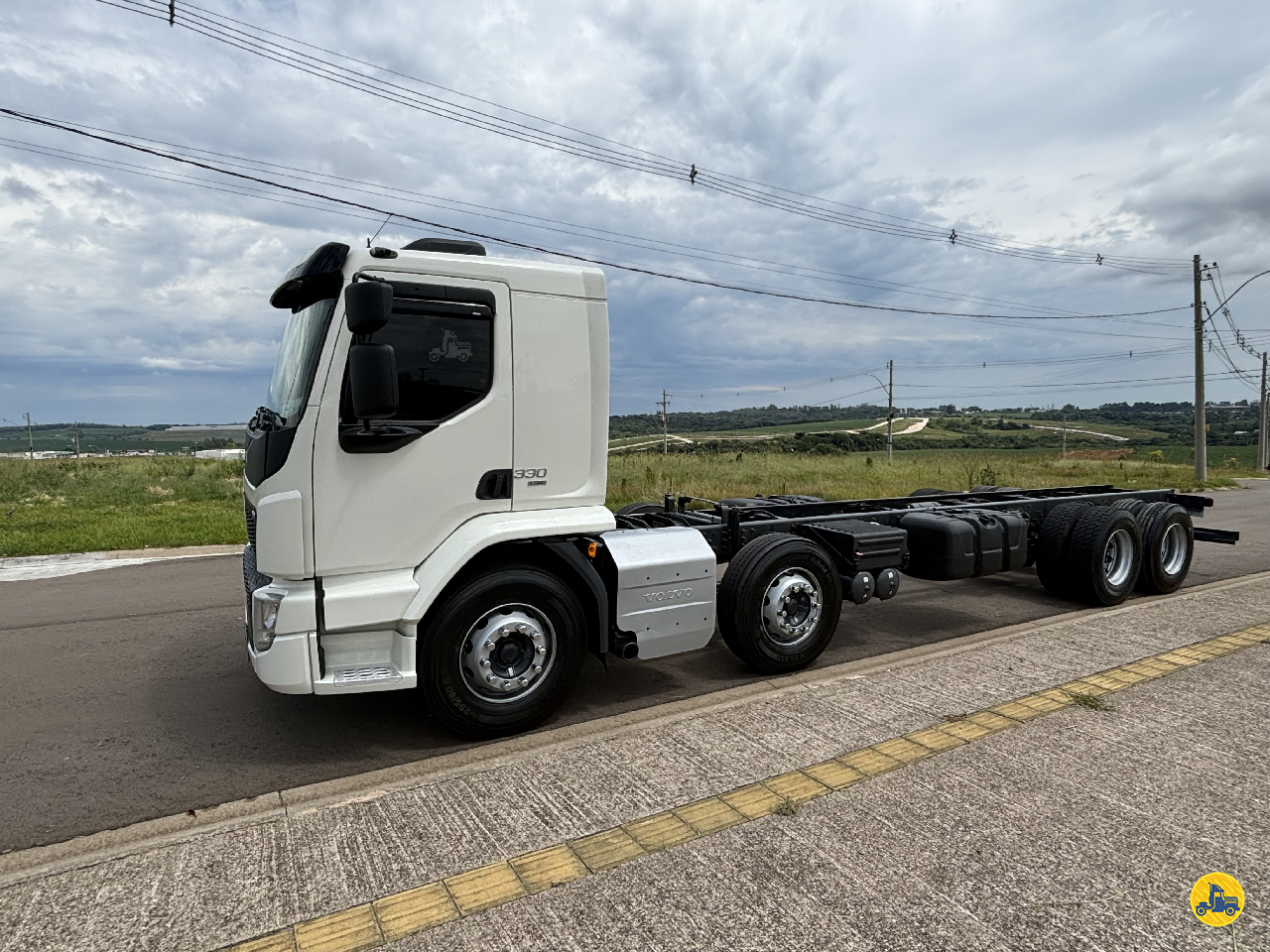CAMINHAO VOLVO VOLVO VM 330 Chassis BiTruck 8x2 FullTruck Caminhões PASSO FUNDO RIO GRANDE DO SUL RS