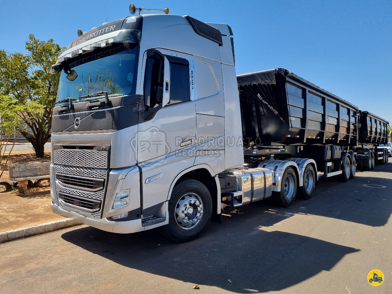 CAMINHAO VOLVO VOLVO FH 540 Cavalo Mecânico Cavalo 6x4 R.Torquato Negócios São José do Rio Preto SÃO PAULO SP