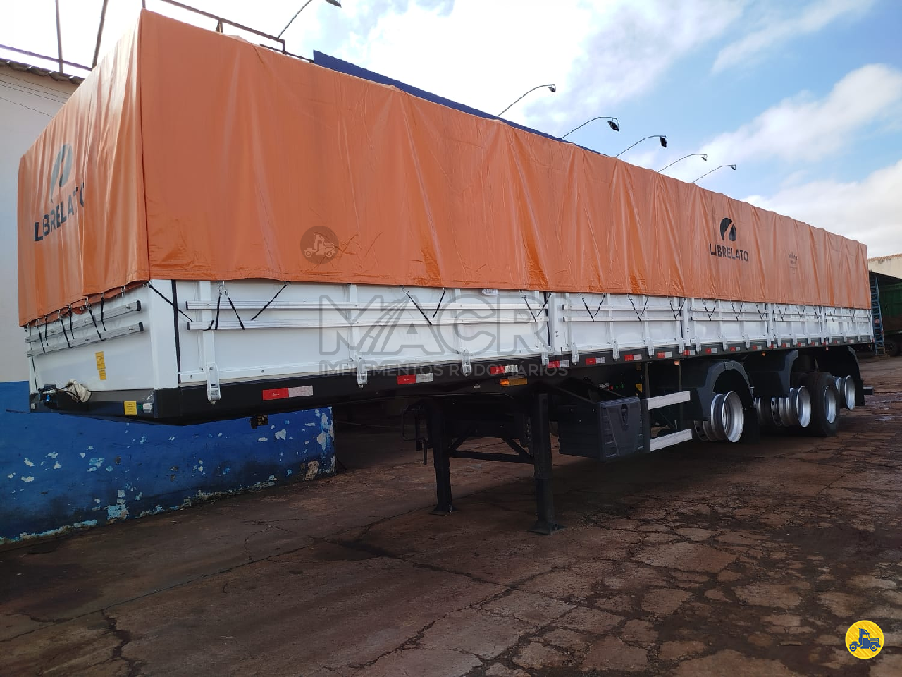 CARRETA SEMI-REBOQUE GRANELEIRO Macri Implementos Rodoviários - Librelato OURINHOS SÃO PAULO SP