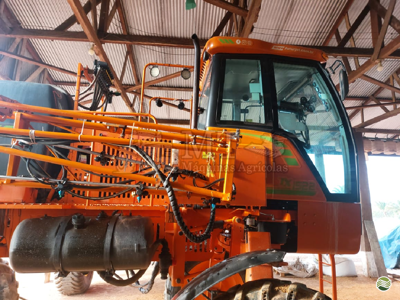 PULVERIZADOR FUTURJET TX 1522 - CLASSIC Tração 4x2 MT Máquinas Agrícolas CAMPO VERDE MATO GROSSO MT