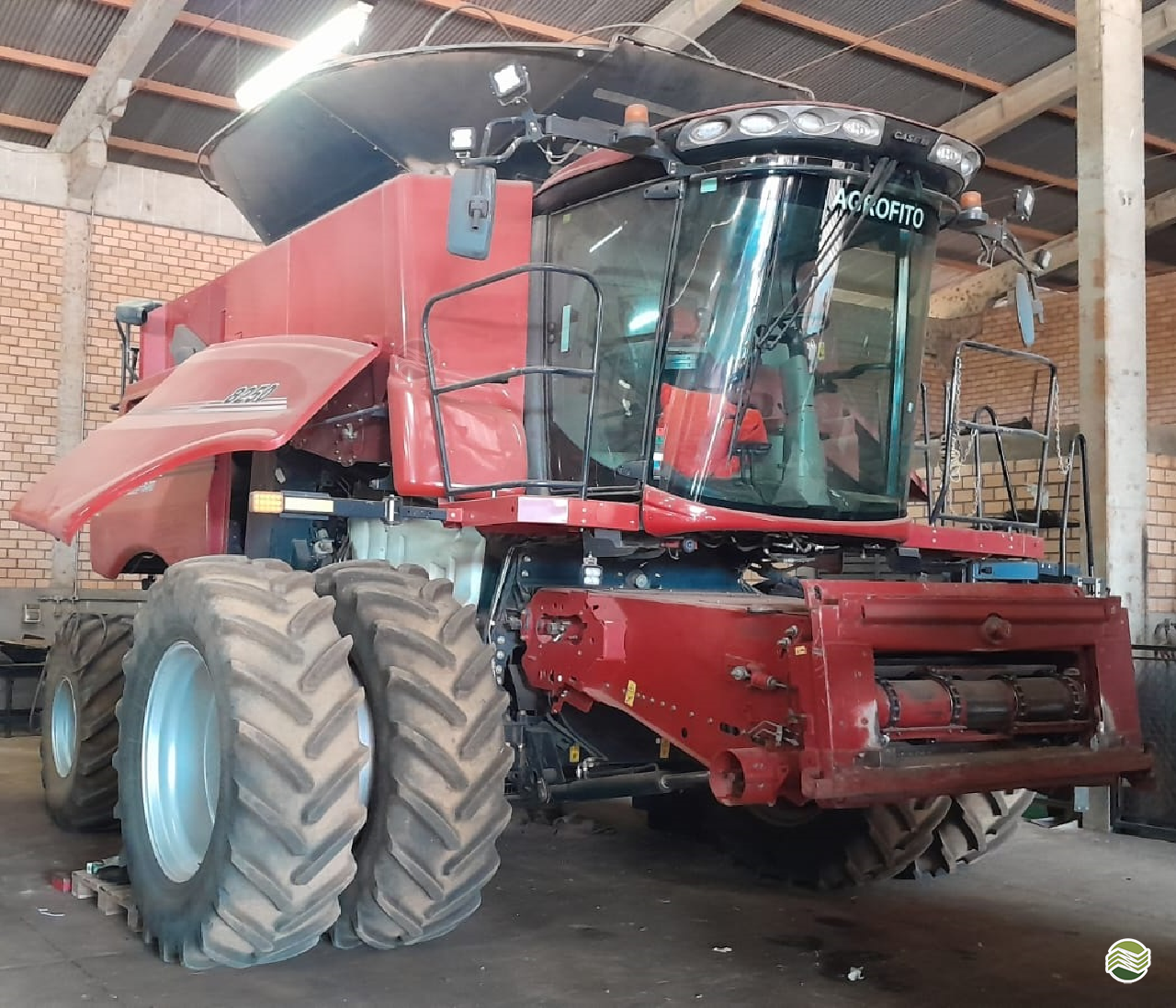 COLHEITADEIRA CASE CASE 8250 MT Máquinas Agrícolas CAMPO VERDE MATO GROSSO MT