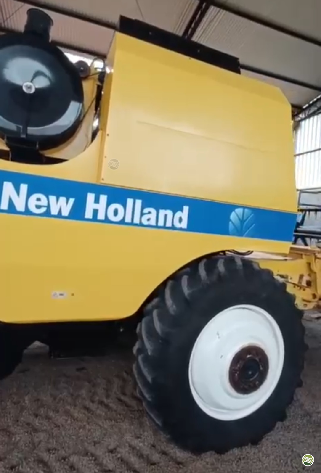 COLHEITADEIRA NEW HOLLAND TC 5090