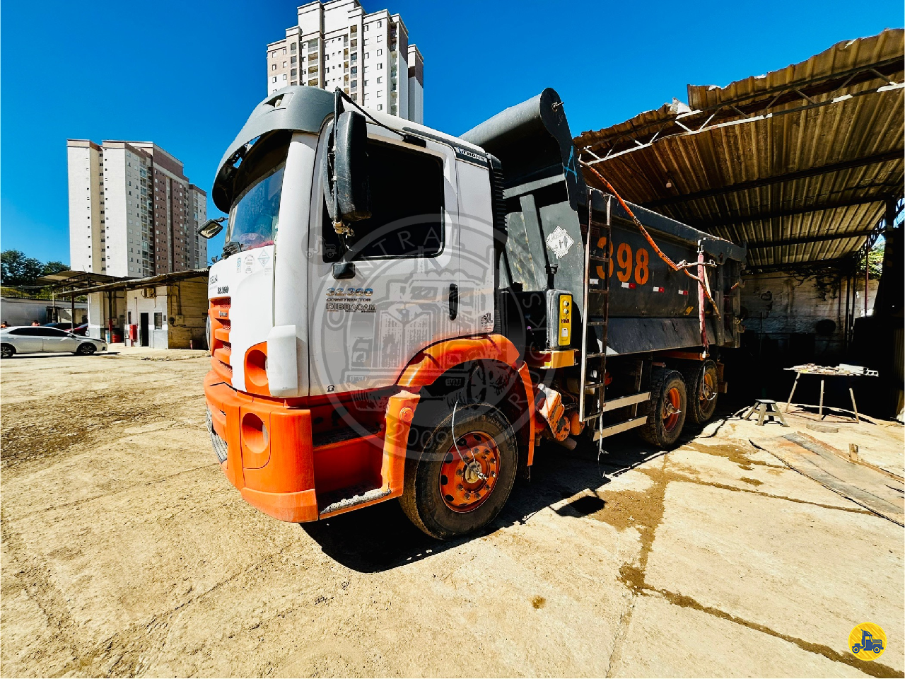 CAMINHAO VOLKSWAGEN VW 32360 Caçamba Basculante Truck 6x4 Central Trucks  SAO PAULO SÃO PAULO SP