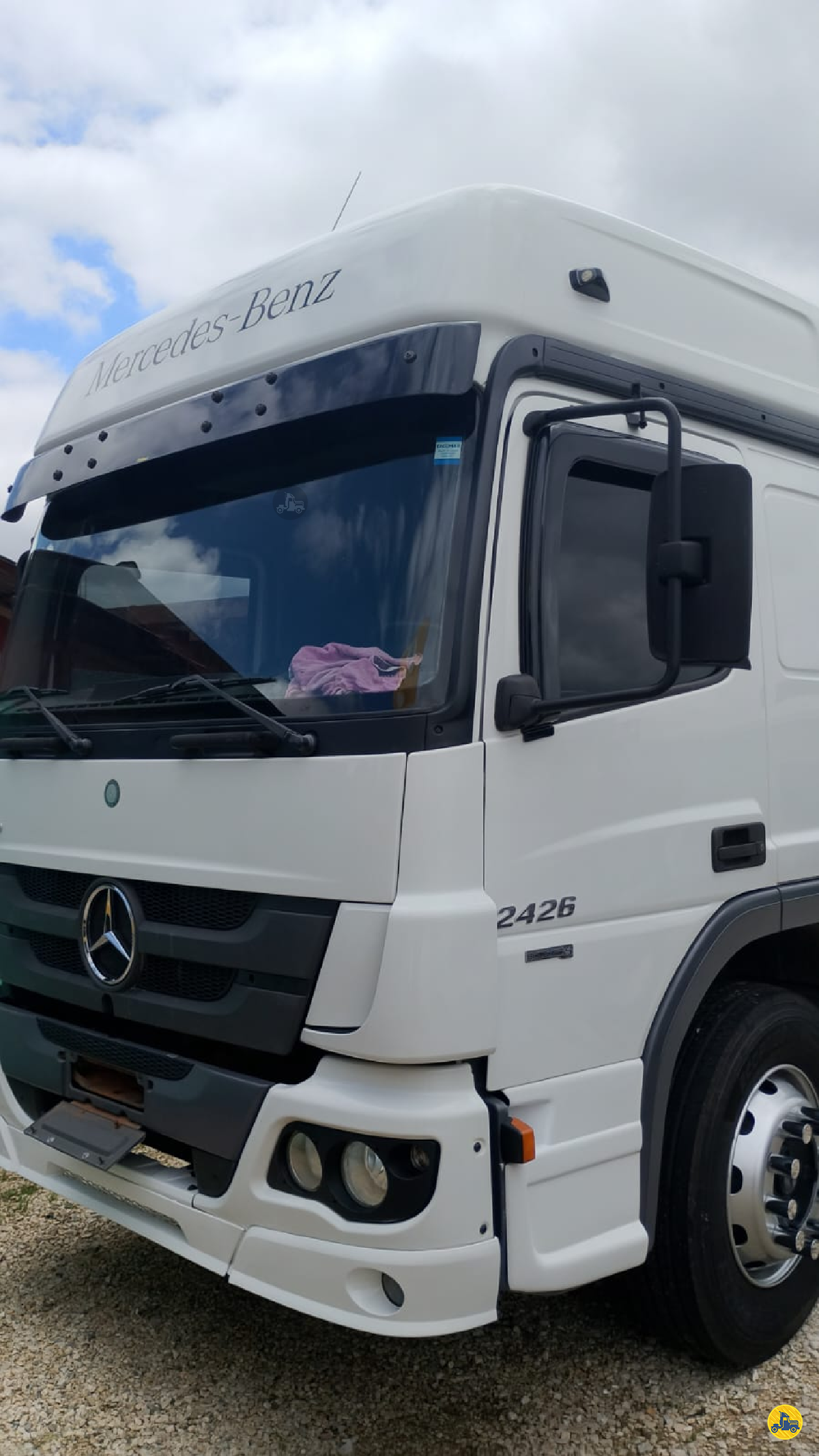 MB 2430 de Bebe Caminhões