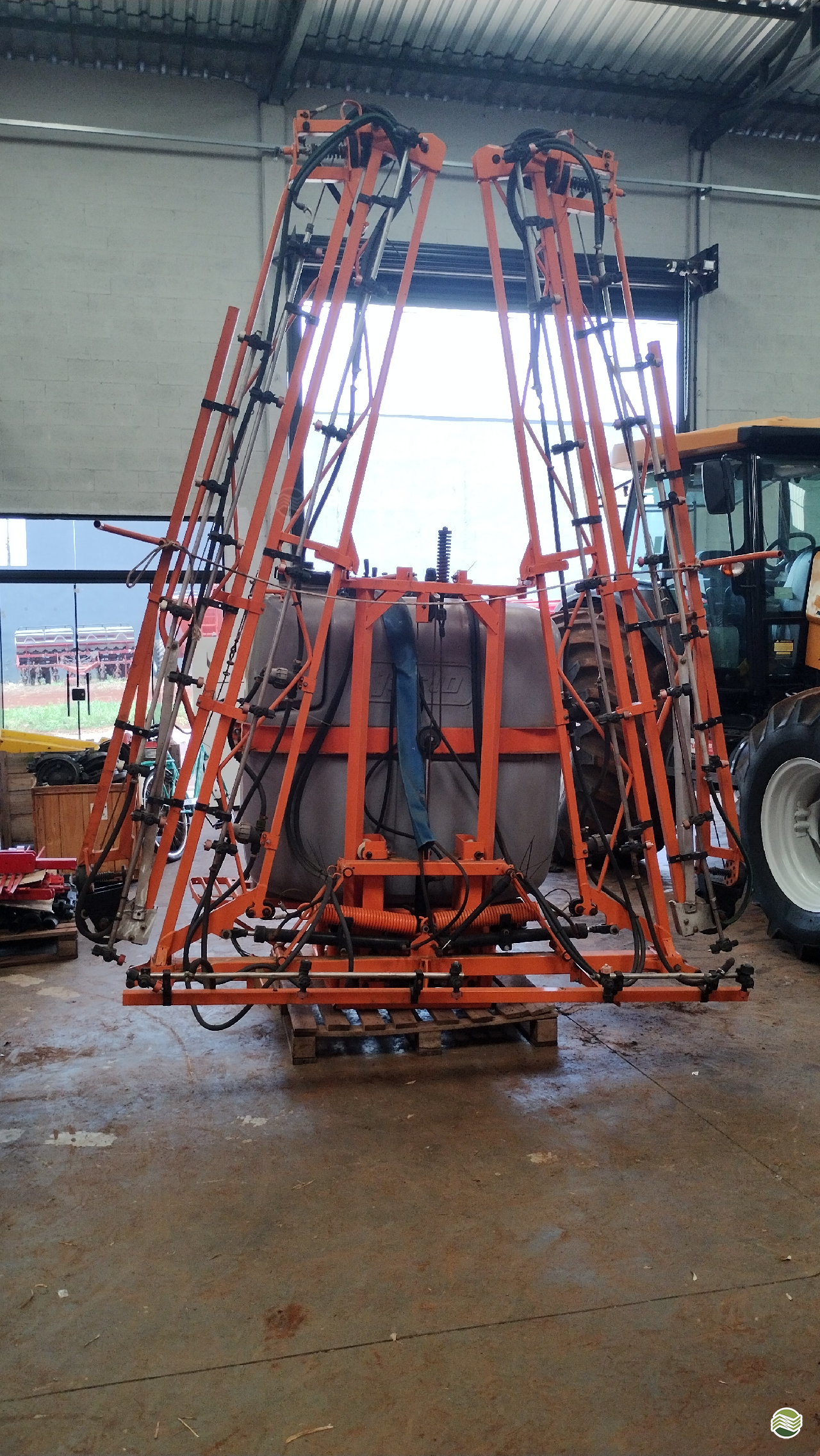 PULVERIZADOR JACTO CONDOR 800 AM14 Acoplado Hidráulico CLM Máquinas Agrícolas FLORESTA PARANÁ PR