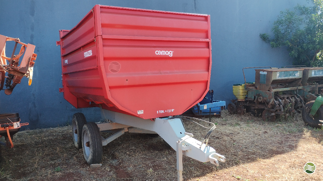 IMPLEMENTOS AGRICOLAS CARRETA AGRÍCOLA CARRETA BASCULANTE CLM Máquinas Agrícolas FLORESTA PARANÁ PR