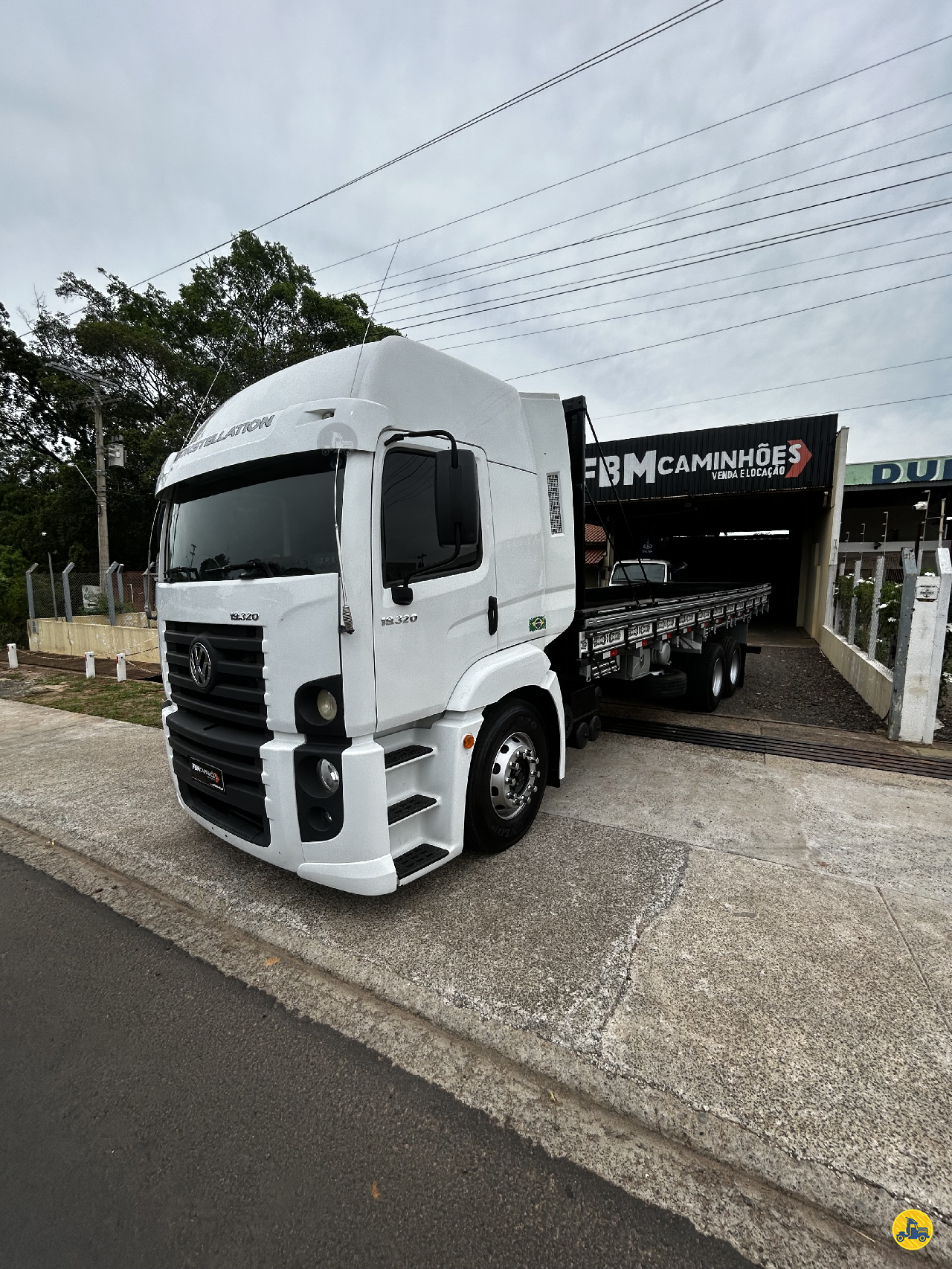 CAMINHAO VOLKSWAGEN VW 19320 Carga Seca Cavalo 6x2 FBM Caminhões  MONTE ALTO SÃO PAULO SP