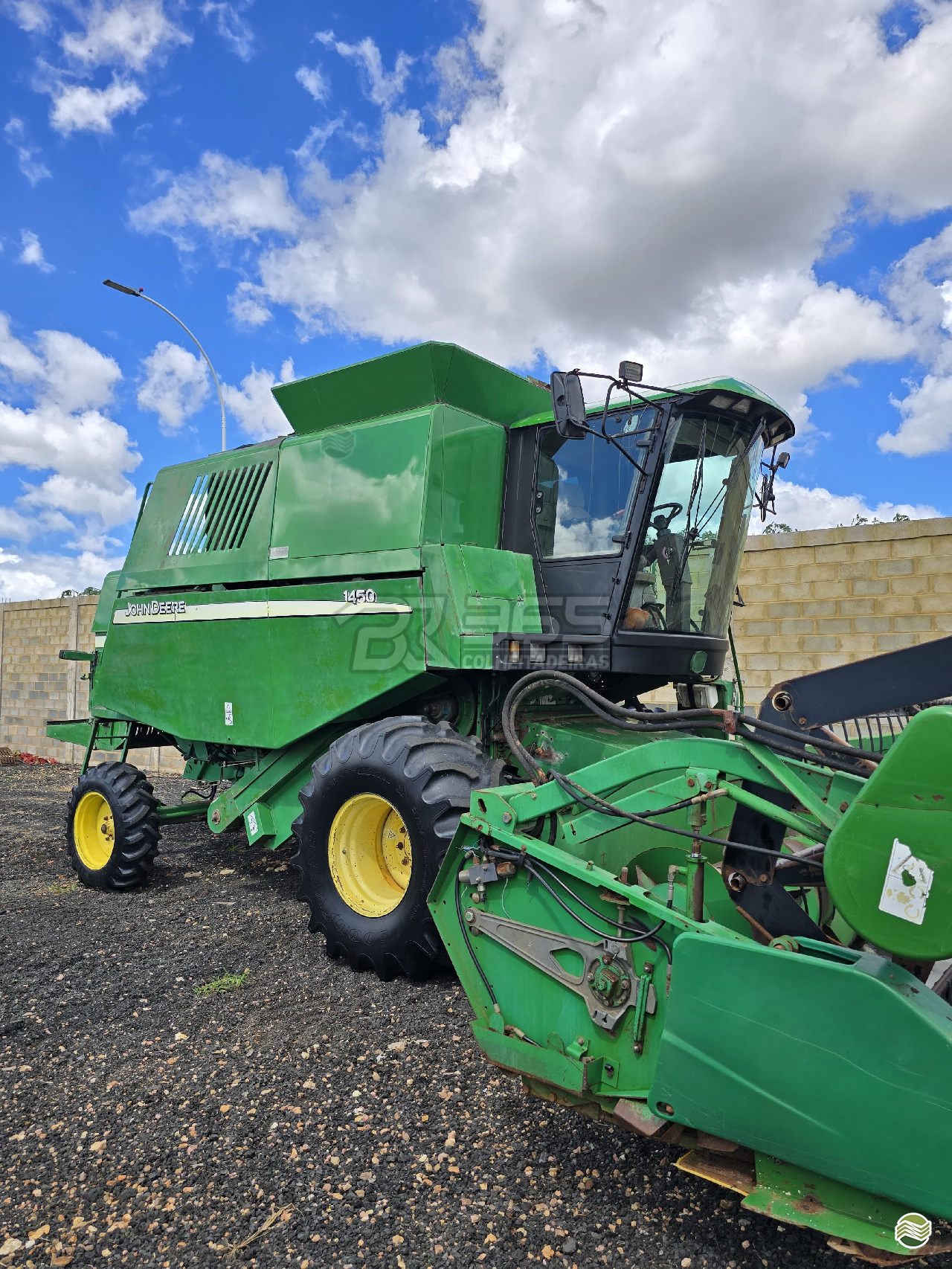 COLHEITADEIRA JOHN DEERE JOHN DEERE 1450 BR 365 Colheitadeiras PATROCINIO MINAS GERAIS MG