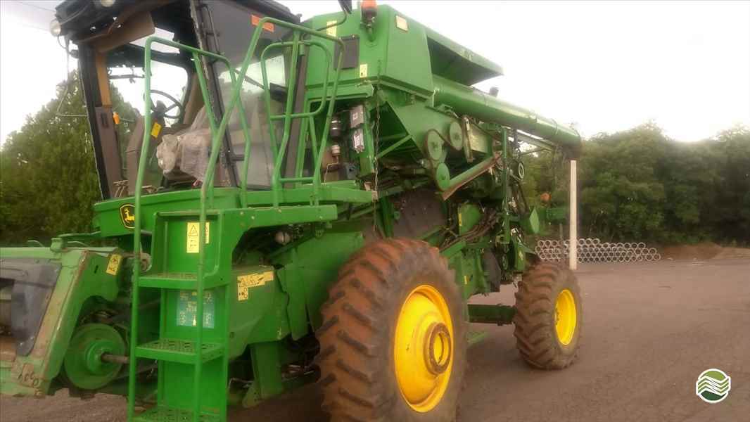 COLHEITADEIRA JOHN DEERE JOHN DEERE 9570 STS Maquinauto Máquinas e Peças SANTA ROSA RIO GRANDE DO SUL RS